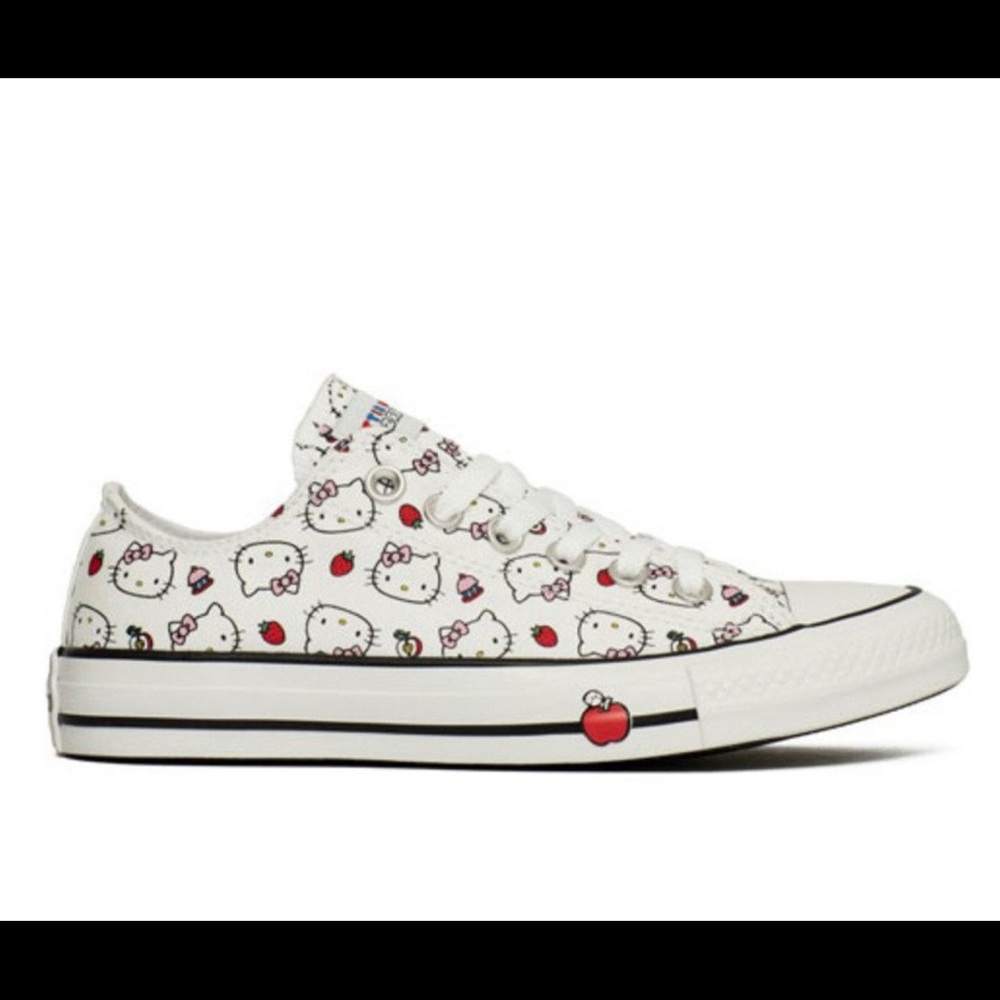 Converse hello kitty